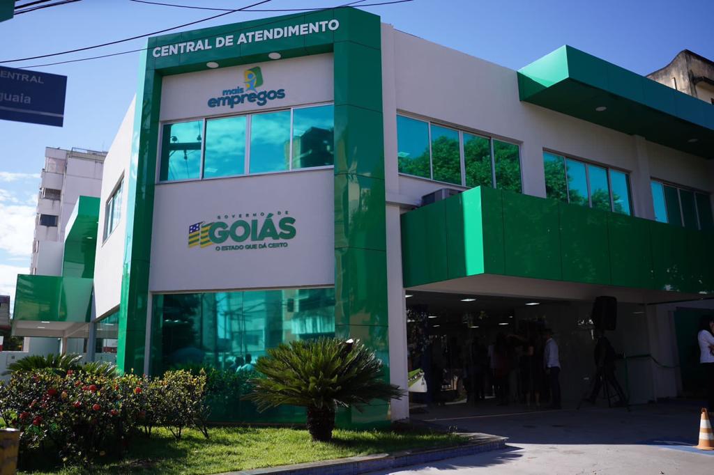Central Mais Empregos está com mais de 4 mil vagas disponíveis: unidade oferece ainda confecção do currículo e inscrição em cursos profissionalizantes gratuitos (Foto: Secretaria da Retomada)
