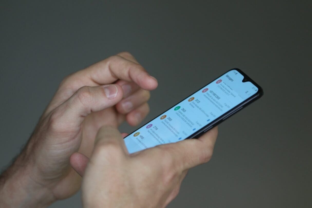 Goiás abre chamamento para seleção de Operadoras de Telefonia Móvel Estado abre chamamento público para ampliar rede de telefonia móvel para regiões do estado sem cobertura (Foto:SGG)