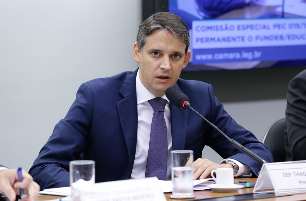 Thiago Peixoto assume Secretaria de Educação; Celina Leão promove mudança