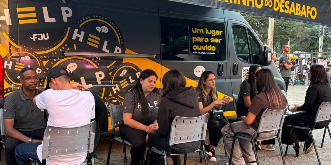 Dia do Voluntariado: Projetos promovem saúde mental para populações vulneráveis