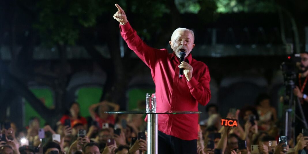 Lula sugere a criação do Ministério da Segurança Pública e a implementação de aumento real no salário mínimo