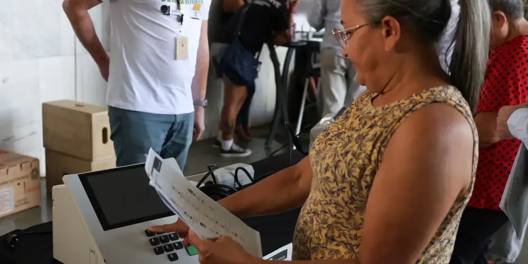TRE-RJ distribui mais de 1 milhão de colas eleitorais para as eleições