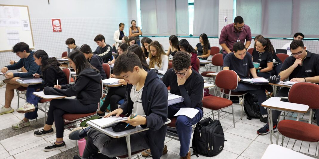 Convocação da lista de espera do Fies para o 2º semestre se encerra na quinta-feira