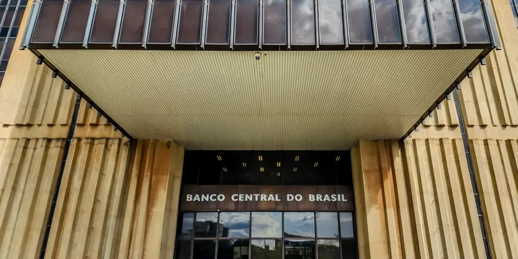 Banco Central reduz taxa de juros básicos para 13,75% ao ano
