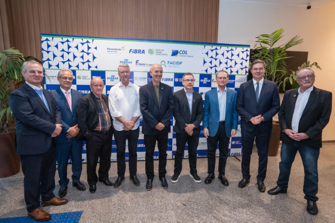 Arruda defende a reativação do FAC e a finalização de projetos de mobilidade em sabatina com o setor produtivo