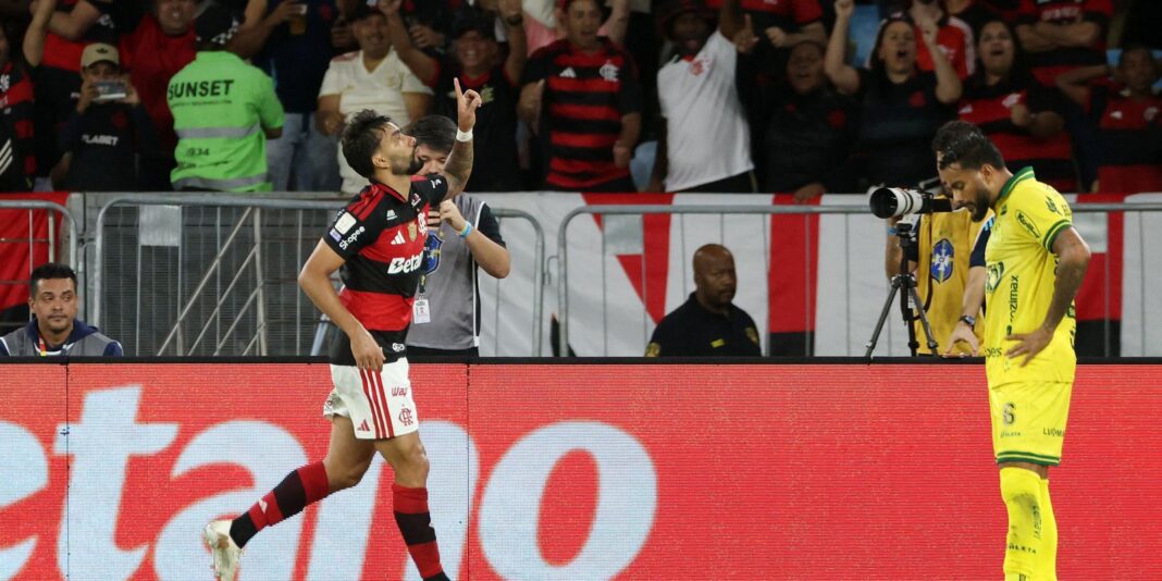 Rádio Nacional transmite Remo e Flamengo na partida do Brasileirão hoje