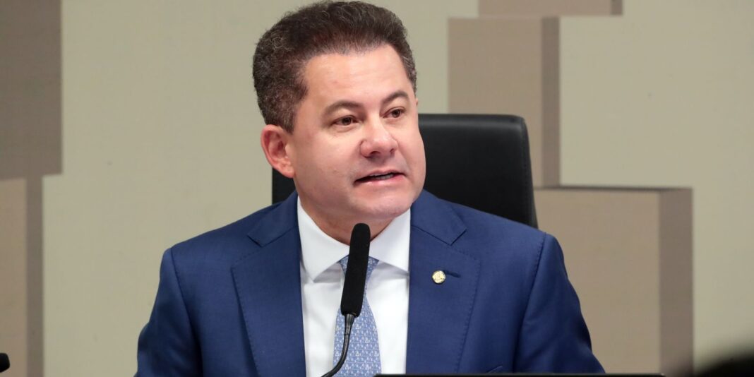 PF apura deputado Cezinha de Madureira por suposta negociação de acesso a ministros do STF