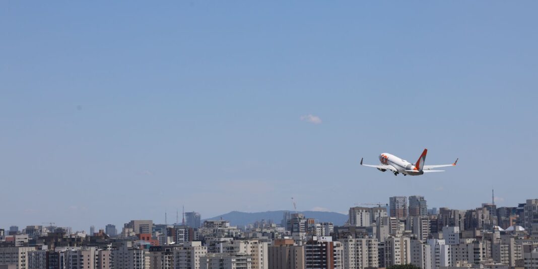 Anac impõe novas regras para aviação em Congonhas (SP)