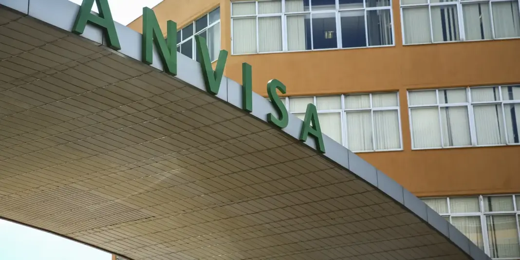 Anvisa determina suspensão de propaganda considerada enganosa de suplementos alimentares