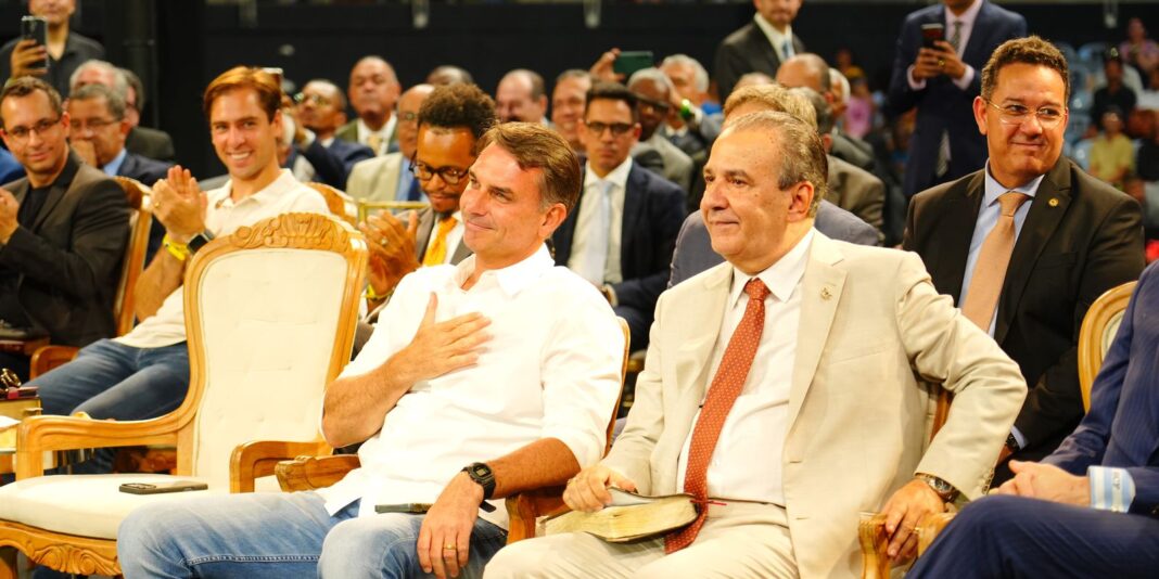 Flávio se reúne com prefeitos e vereadores de São Paulo no domingo