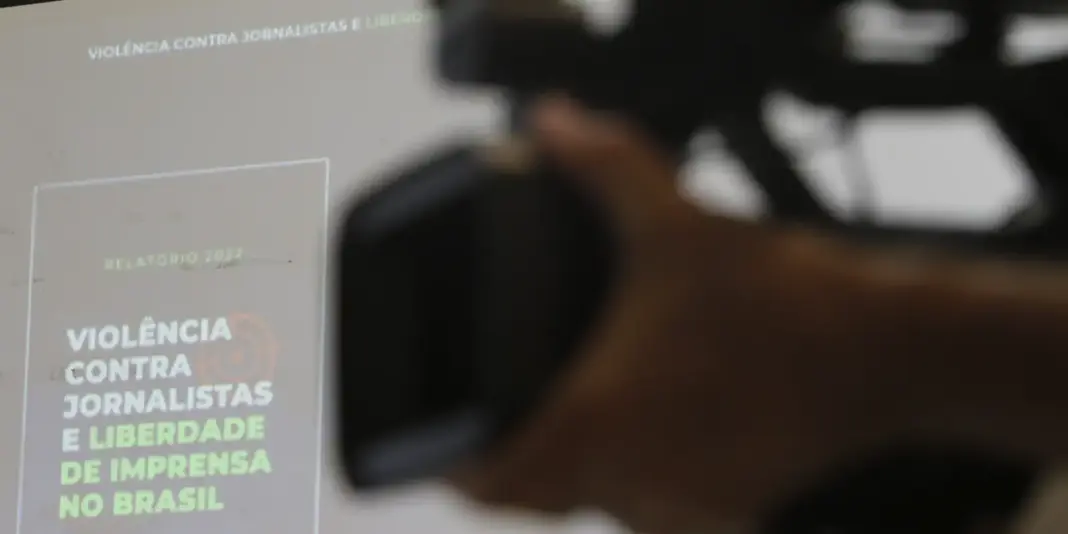 Veículos independentes de imprensa publicam editorial em defesa da democracia