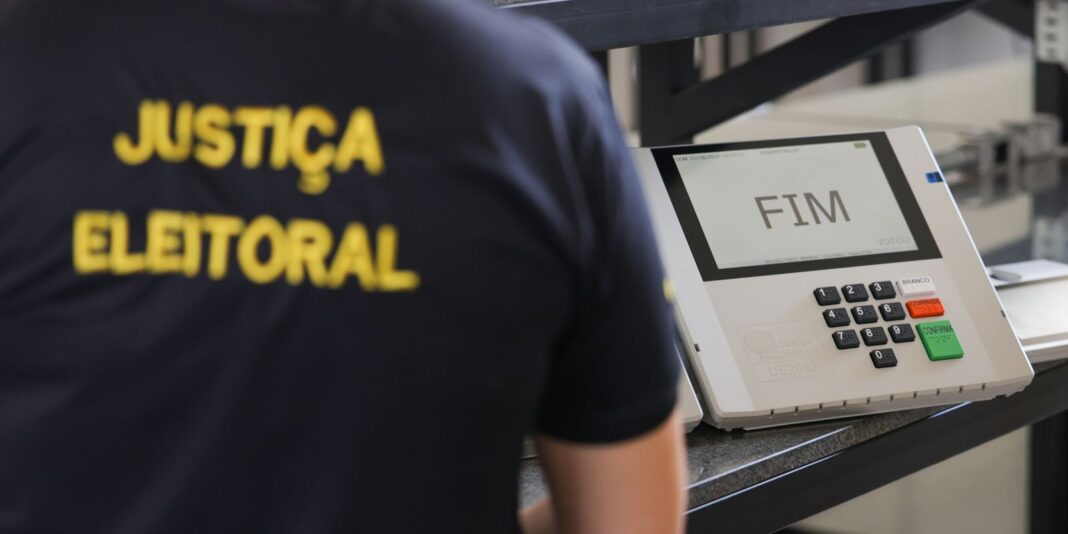Tribunais eleitorais selecionam urnas para auditoria no 2º turno