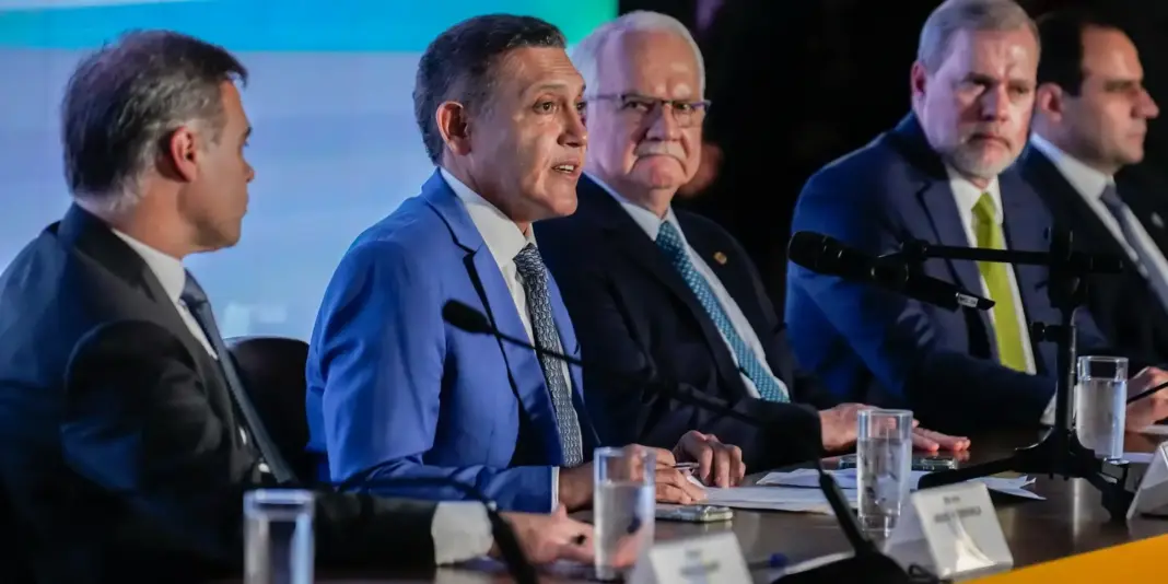 Kassio afirma que não há indícios de interferência nas eleições brasileiras