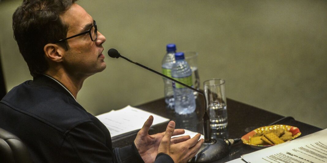 Justiça convoca Jairinho a apresentar justificativa para apelação no caso da morte de Henry Borel