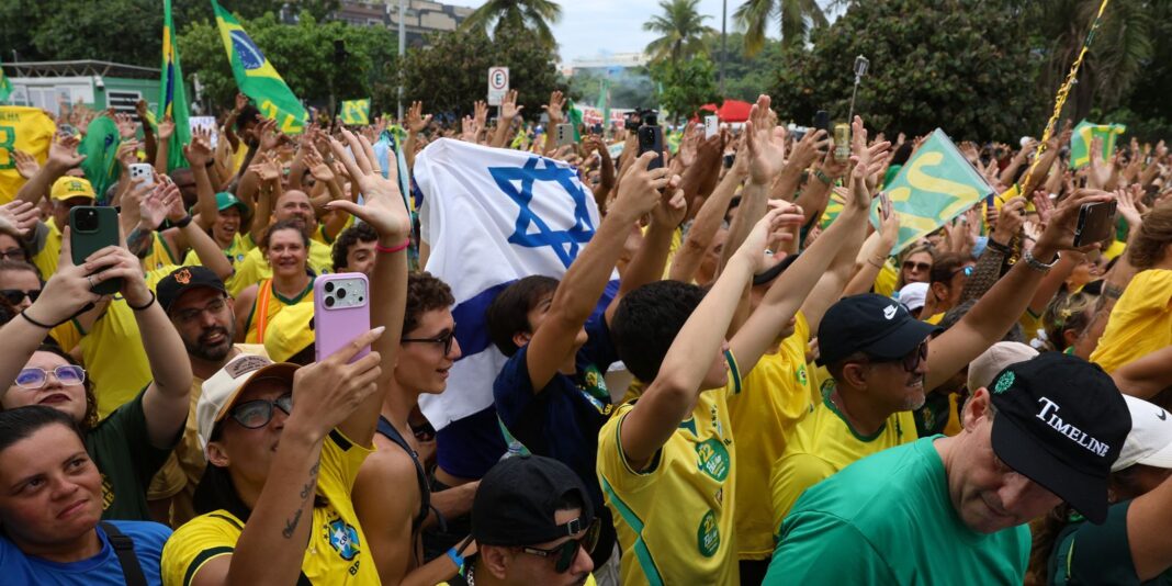 Ministério da Igualdade Racial investiga denúncias de racismo em ato bolsonarista