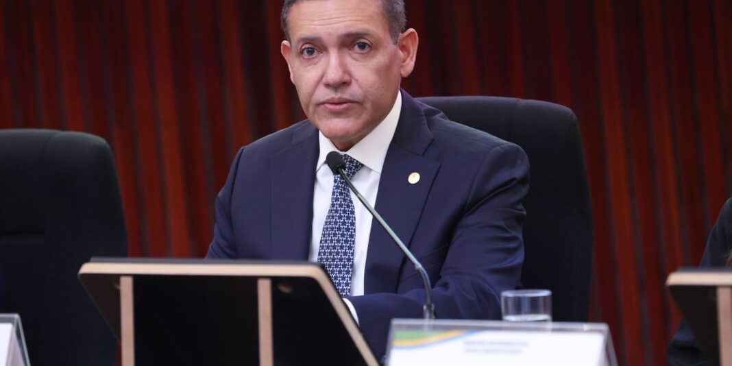 Nunes Marques determina suspensão de postagens irregulares contra a campanha de Lula